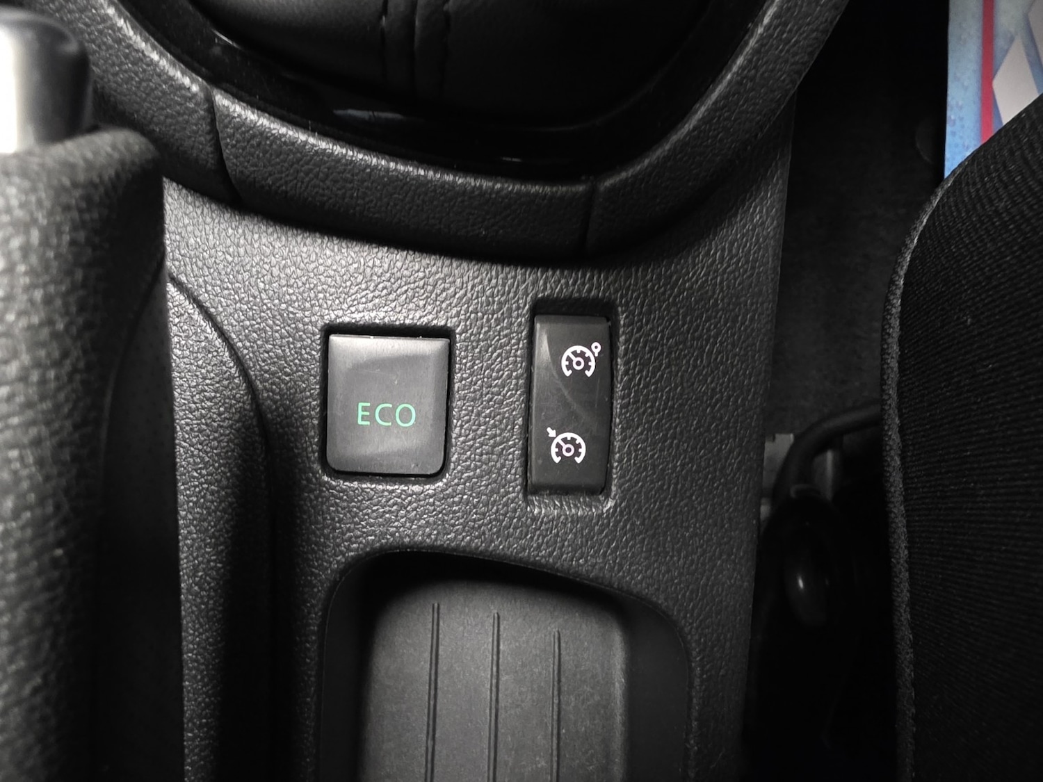 Used Renault Clio 2016 for sale - 76784947: Photo 16