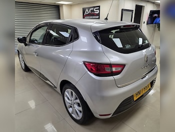 Used Renault Clio 2017 for sale - 77201251: Photo