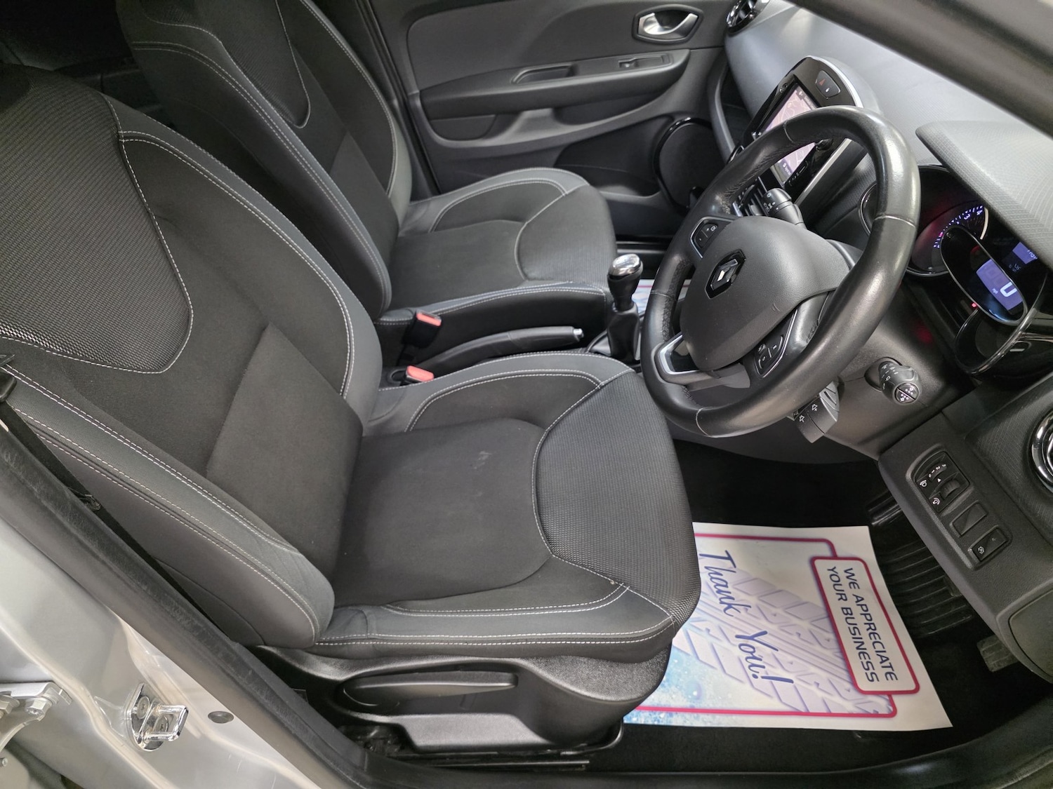 Used Renault Clio 2017 for sale - 77201251: Photo 6