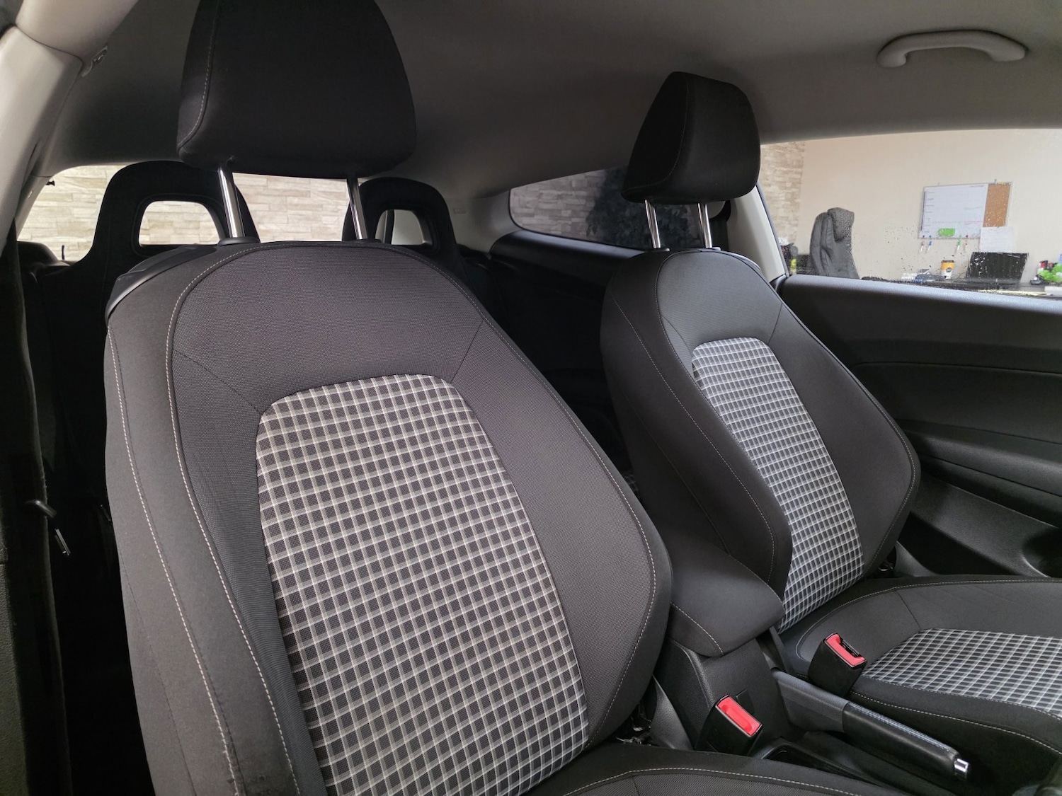 Used Volkswagen Scirocco 2016 for sale - 77921373: Photo 9