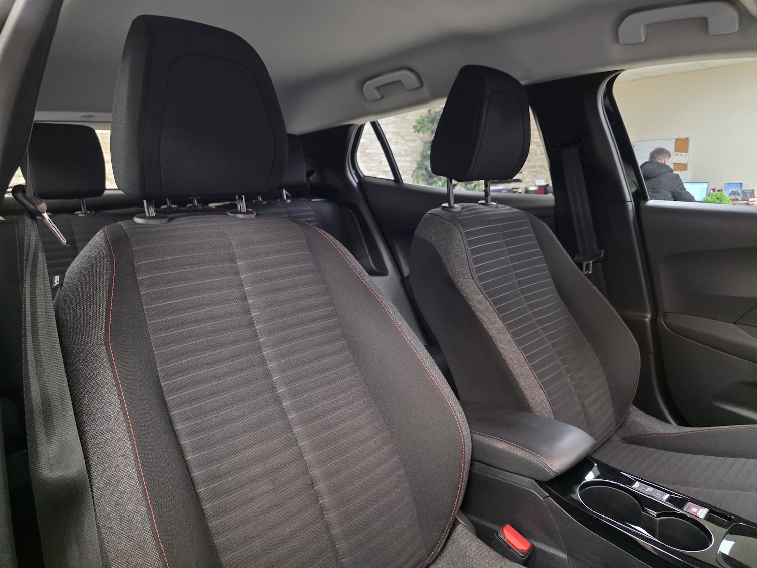 Used Peugeot 2008 2022 for sale - 77921355: Photo 8