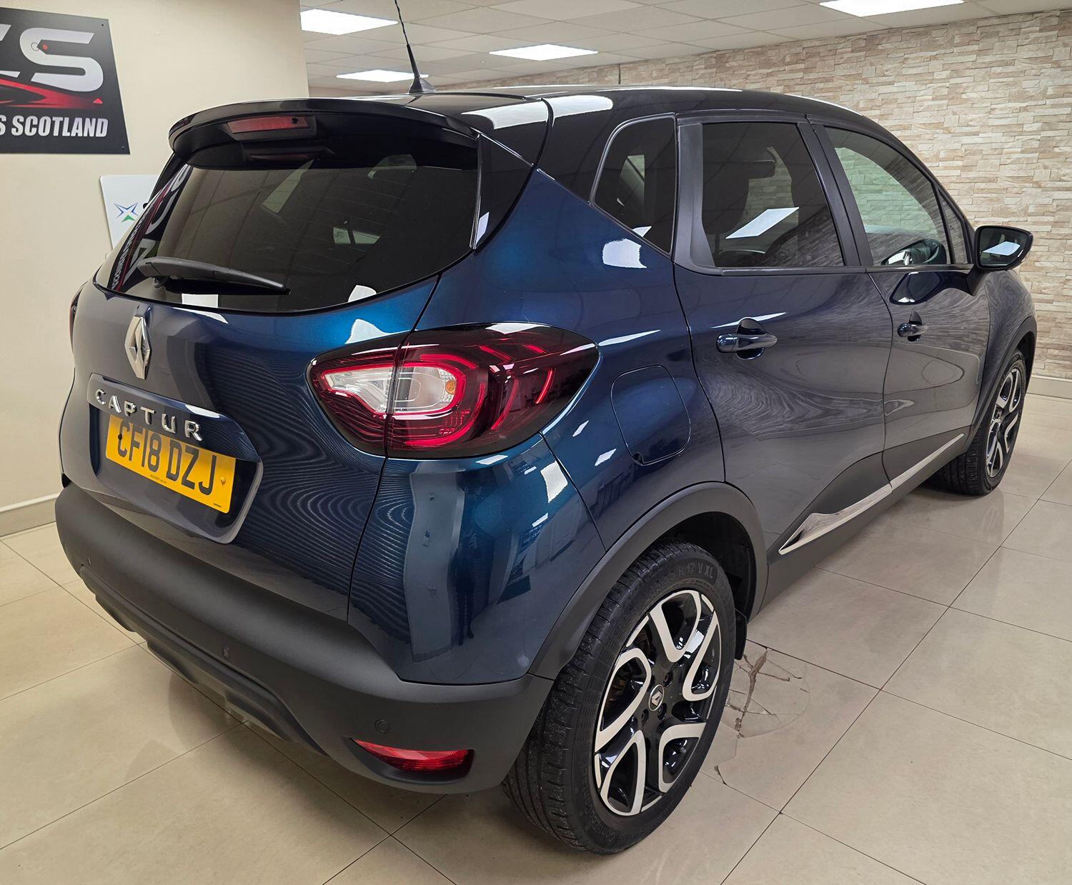 Used Renault Captur 2018 for sale - 76510814: Photo 3