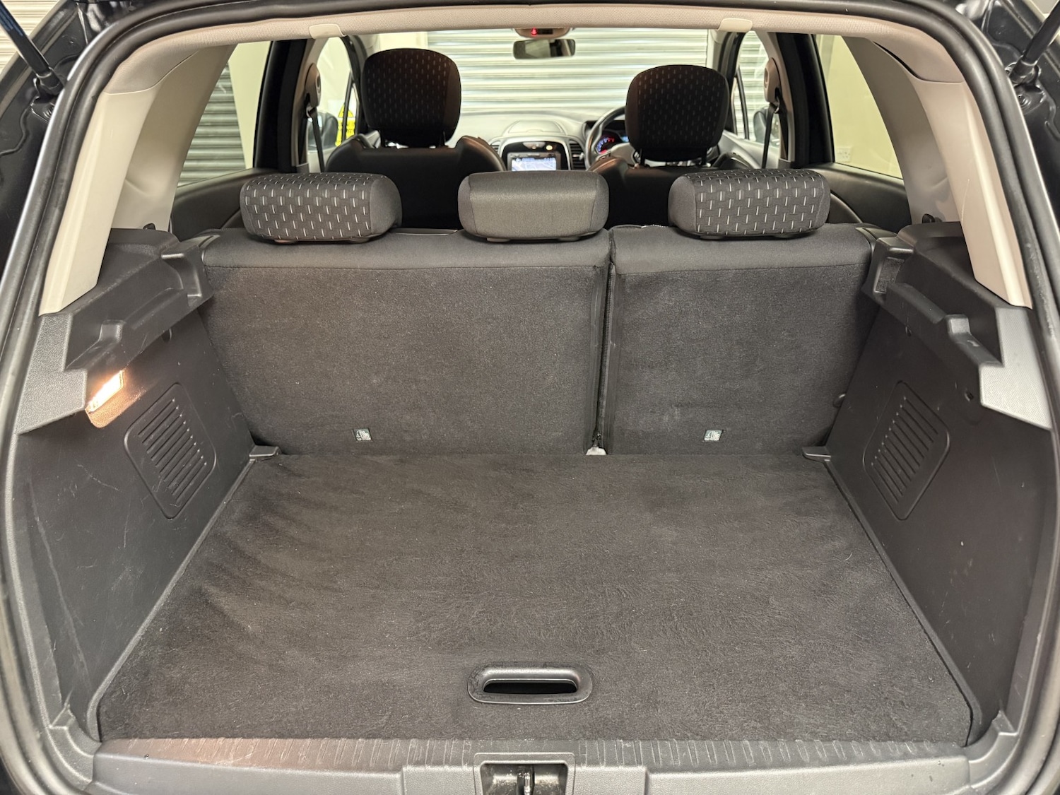 Used Renault Captur 2018 for sale - 77921374: Photo 13