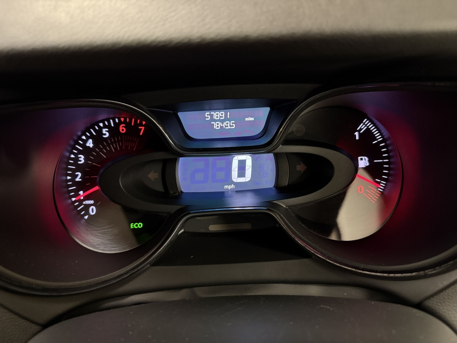 Used Renault Captur 2018 for sale - 77921374: Photo 6