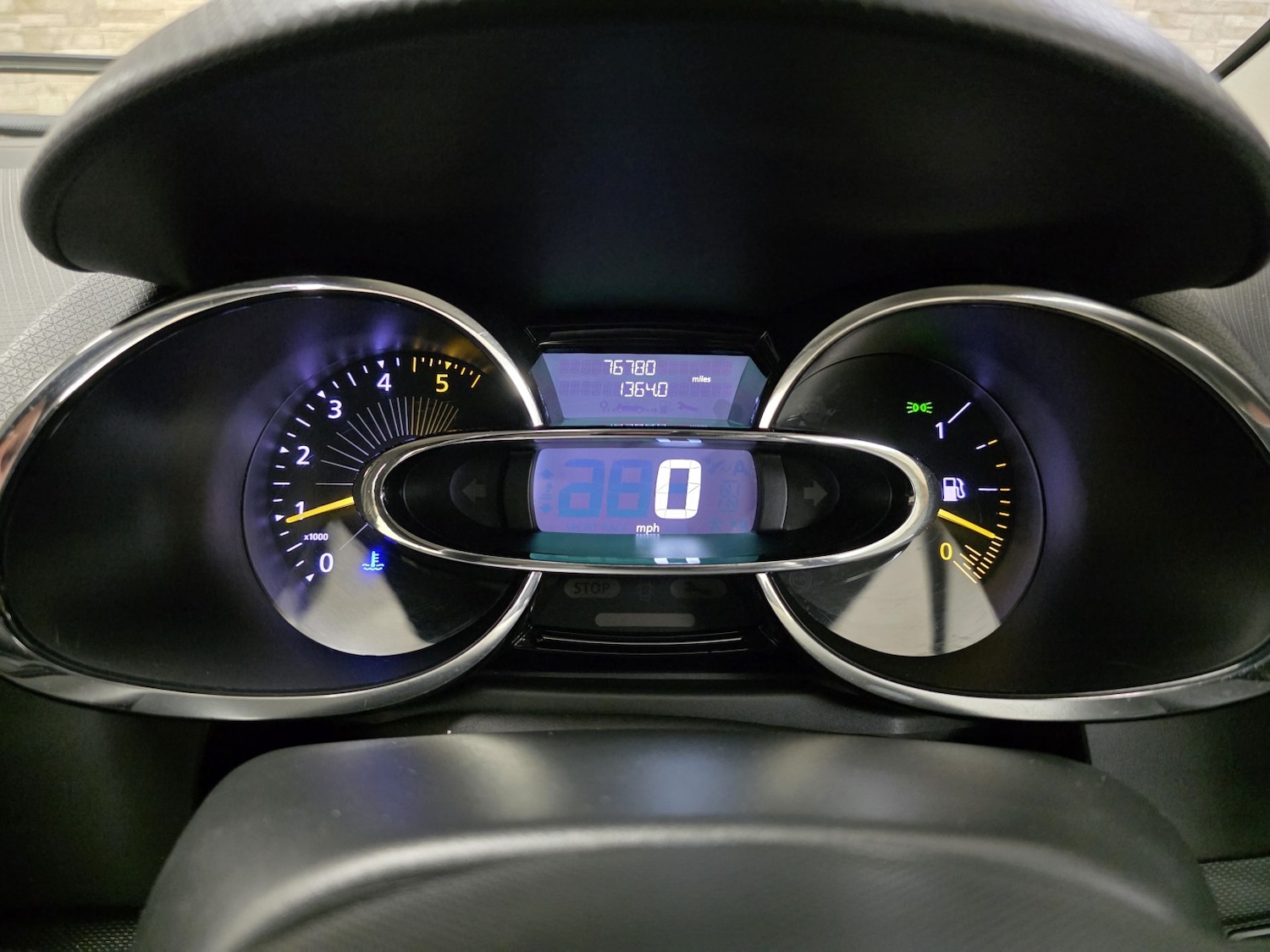 Used Renault Clio 2013 for sale - 77303718: Photo 12