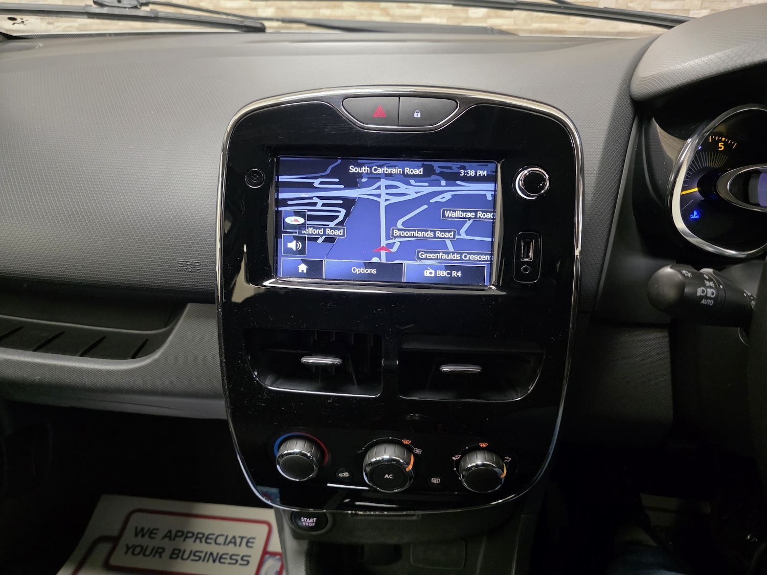 Used Renault Clio 2013 for sale - 77303718: Photo 15