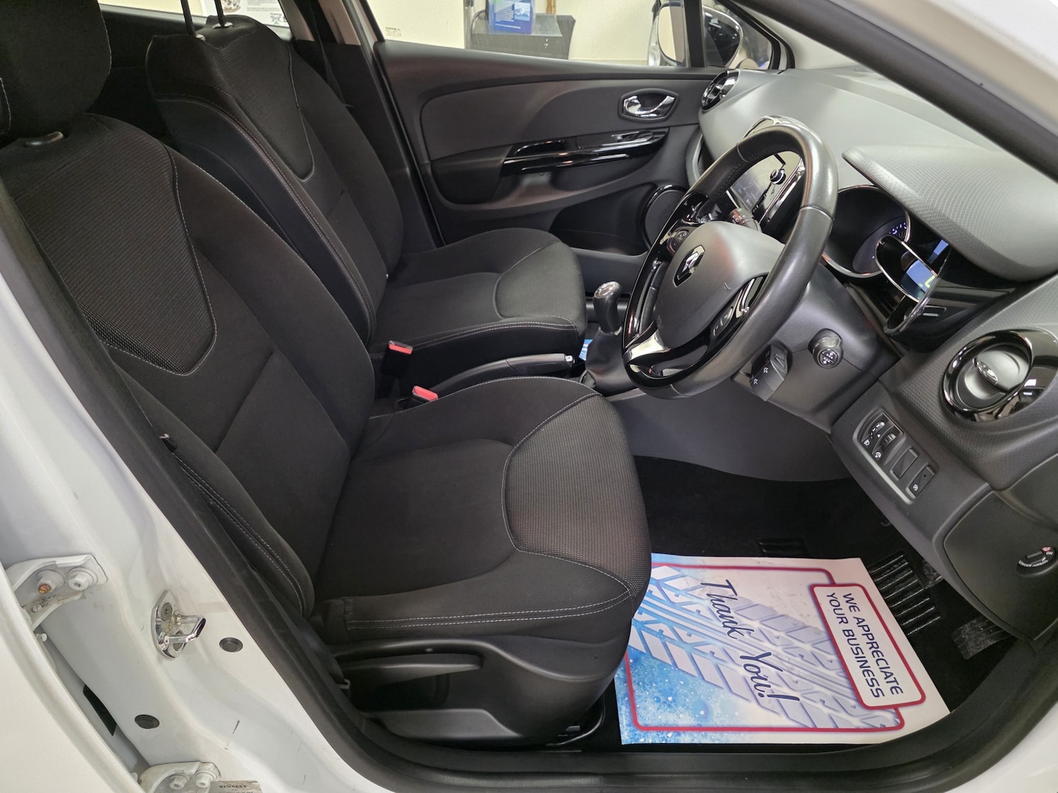 Used Renault Clio 2013 for sale - 77303718: Photo 16