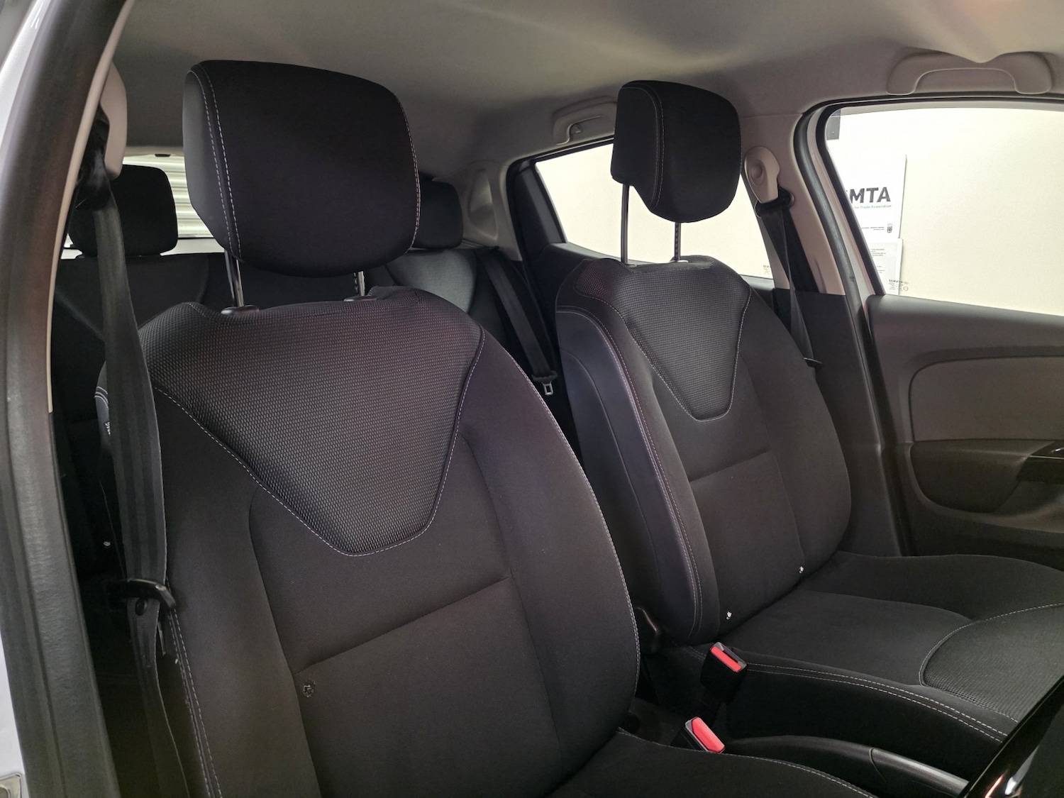 Used Renault Clio 2013 for sale - 77303718: Photo 17