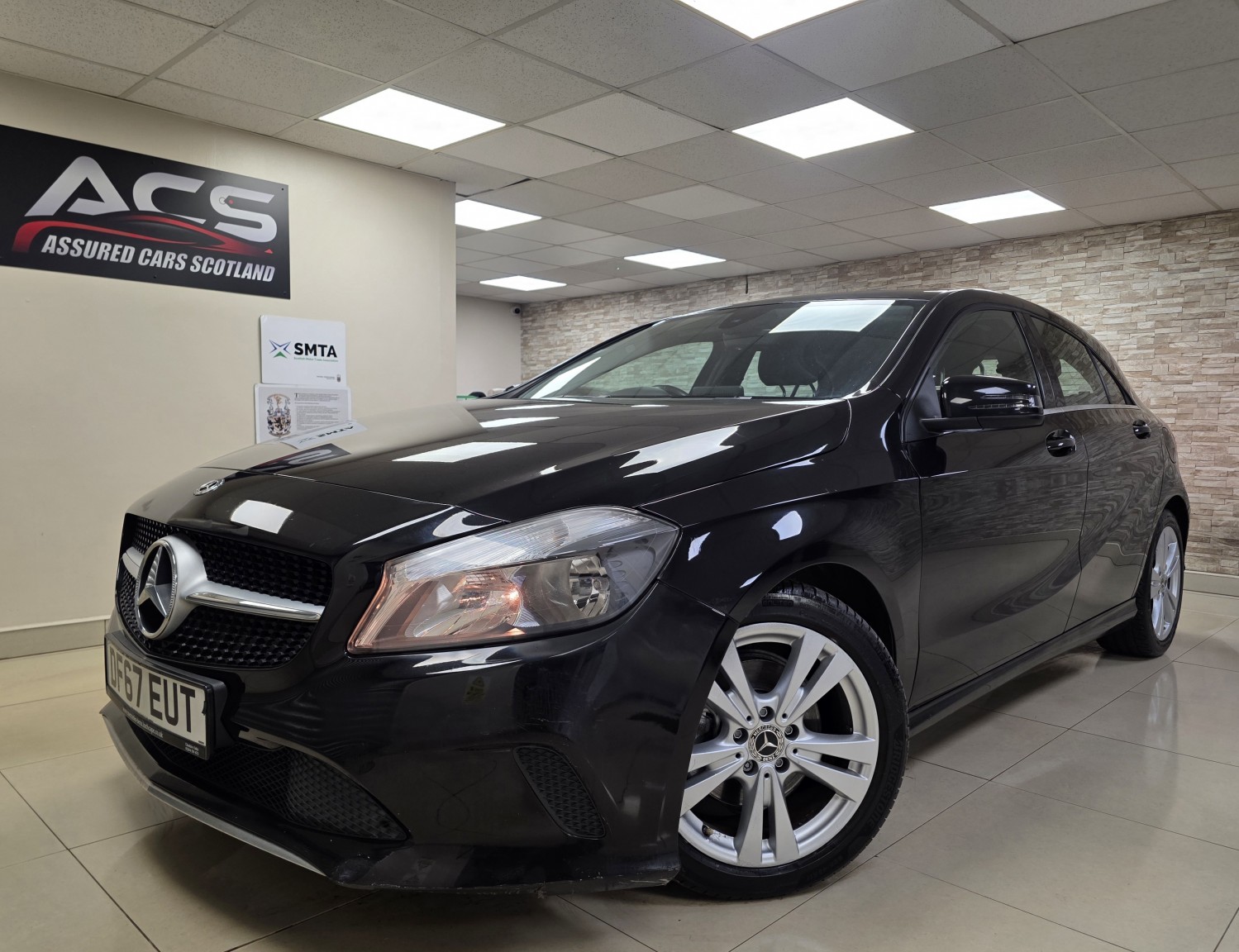 Used Mercedes-Benz A-Class 2017 for sale - 77251231: Photo 2