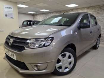 Used Dacia Sandero 2015 for sale - 73809476: Photo