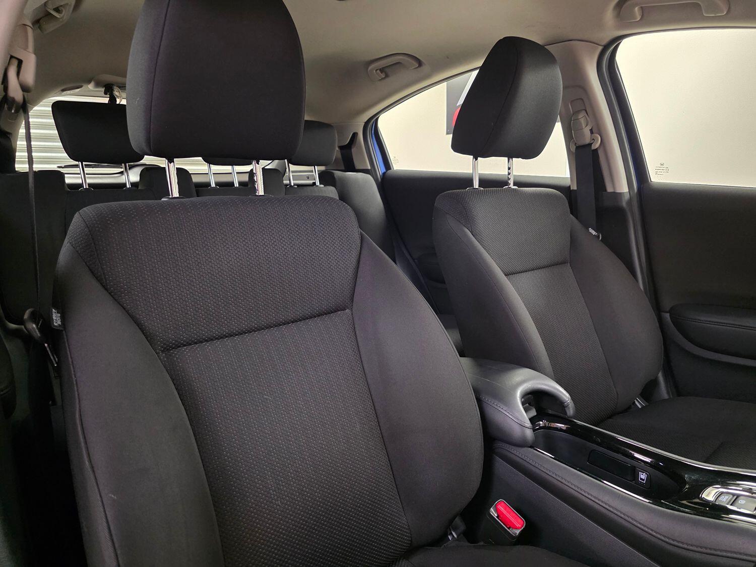 Used Honda HR-V 2016 for sale - 76449380: Photo 12