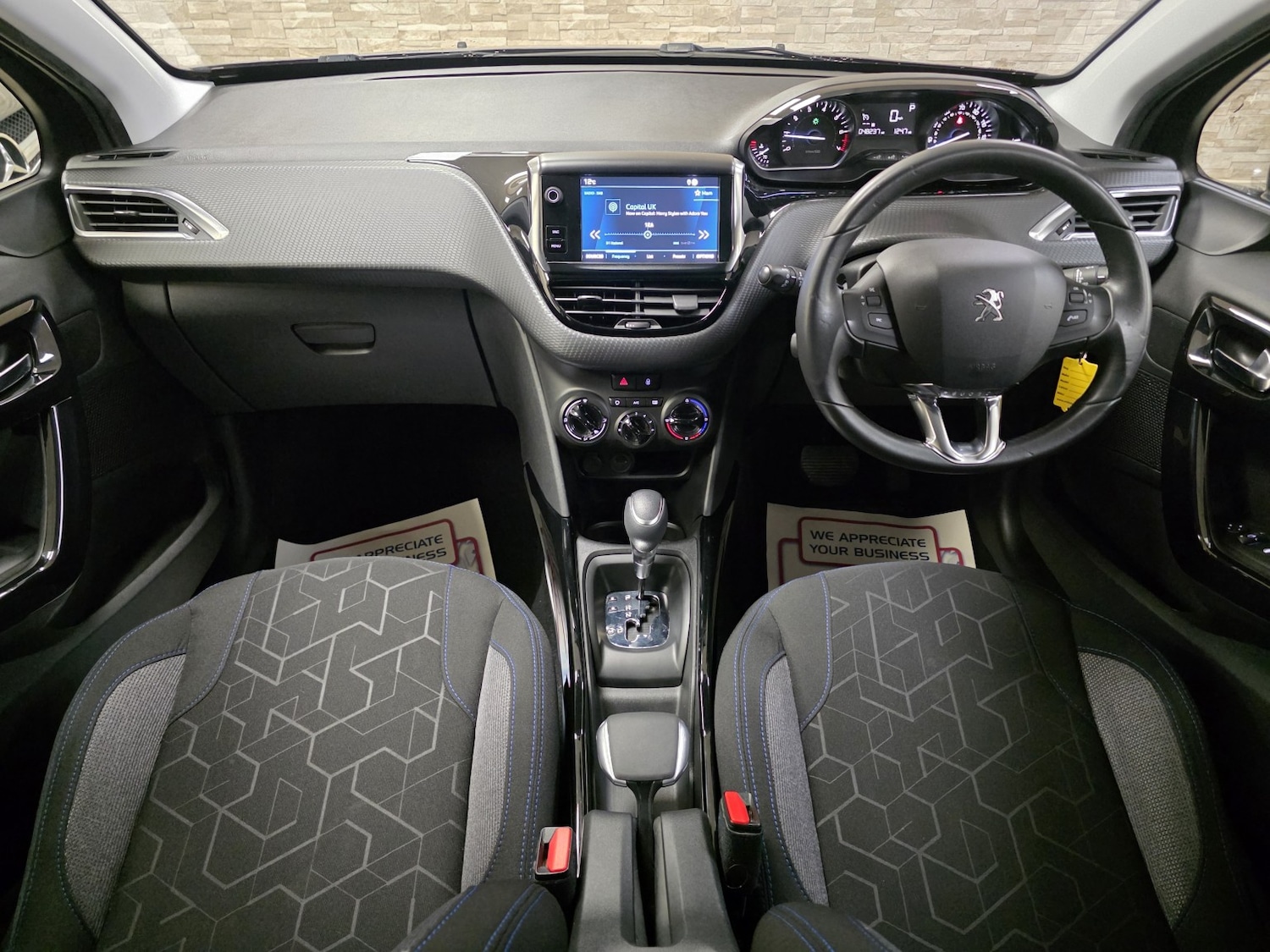 Used Peugeot 2008 2019 for sale - 78105923: Photo 10