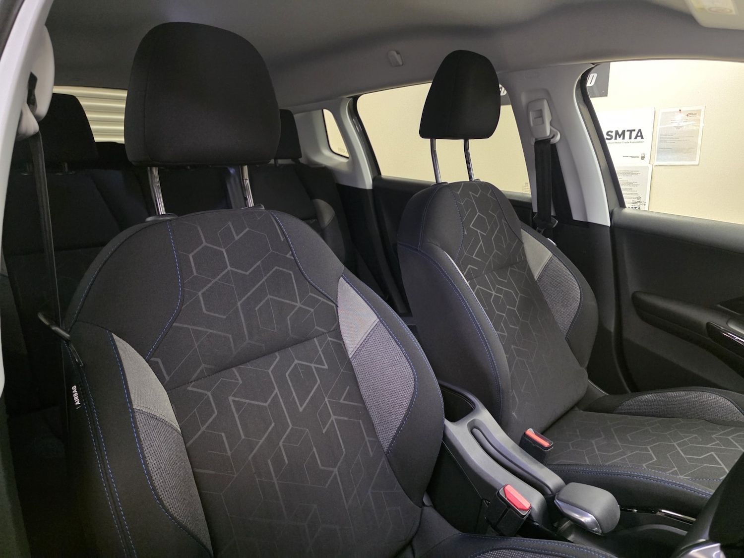 Used Peugeot 2008 2019 for sale - 78105923: Photo 7