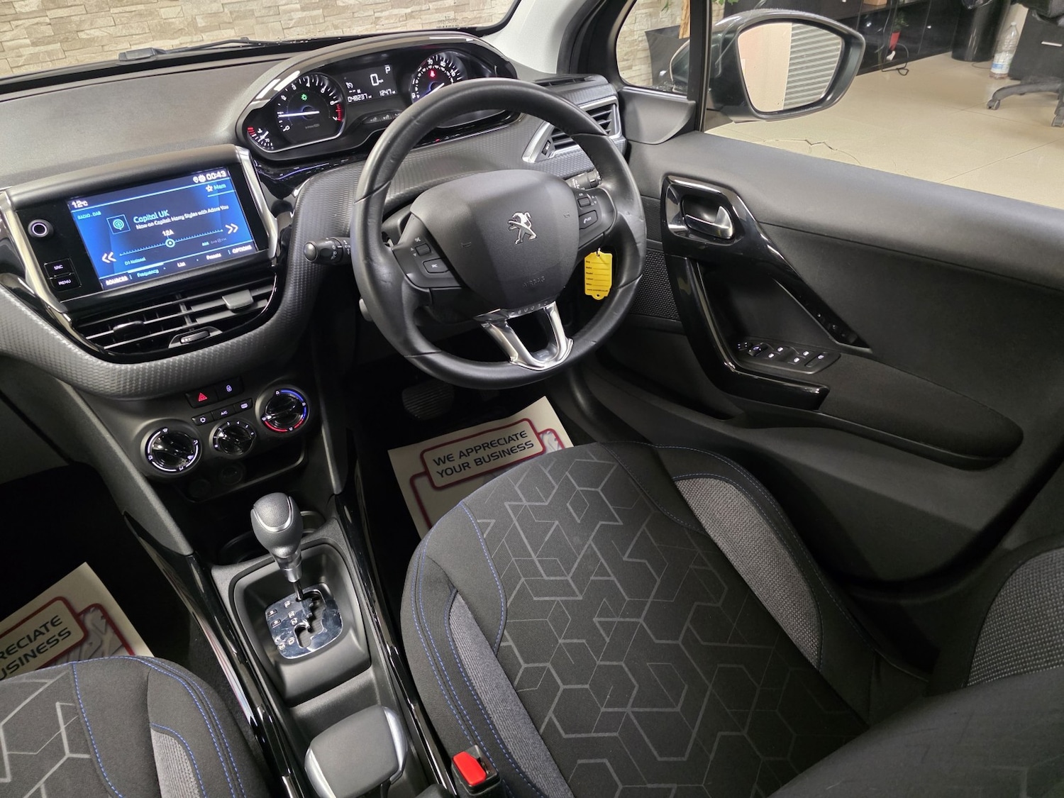 Used Peugeot 2008 2019 for sale - 78105923: Photo 9