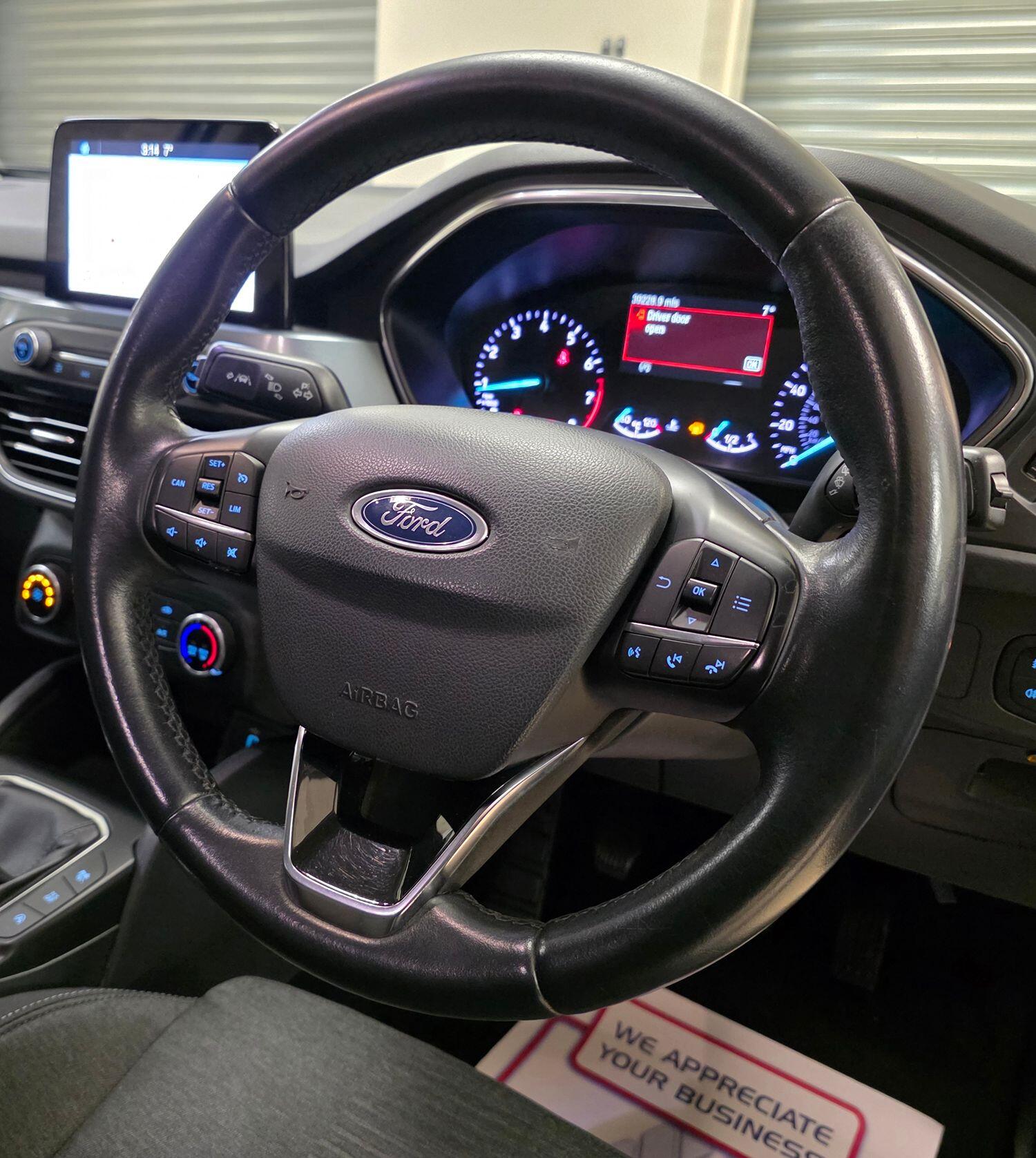 Used Ford Focus 2019 for sale - 76793055: Photo 11