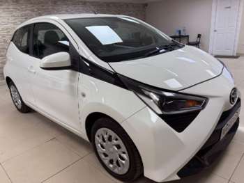 2018 - 1.0 VVT-i X-Play 5dr
