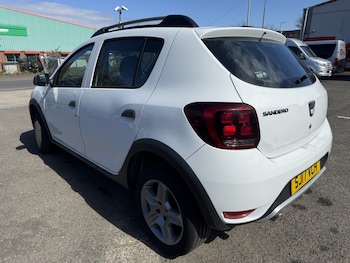 Used Dacia Sandero Stepway 2017 for sale - 78608342: Photo