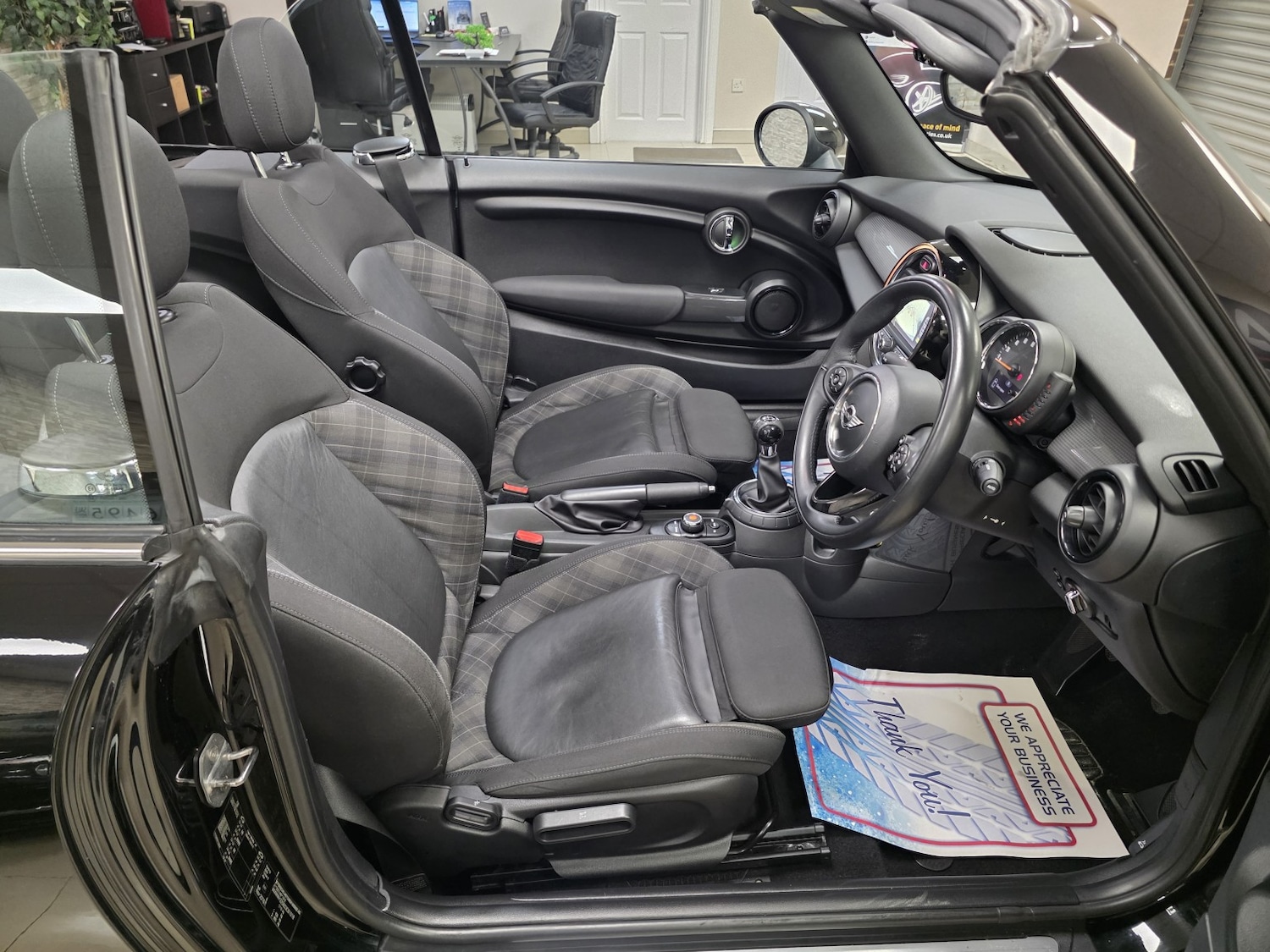 Used MINI Convertible 2016 for sale - 77494760: Photo 17