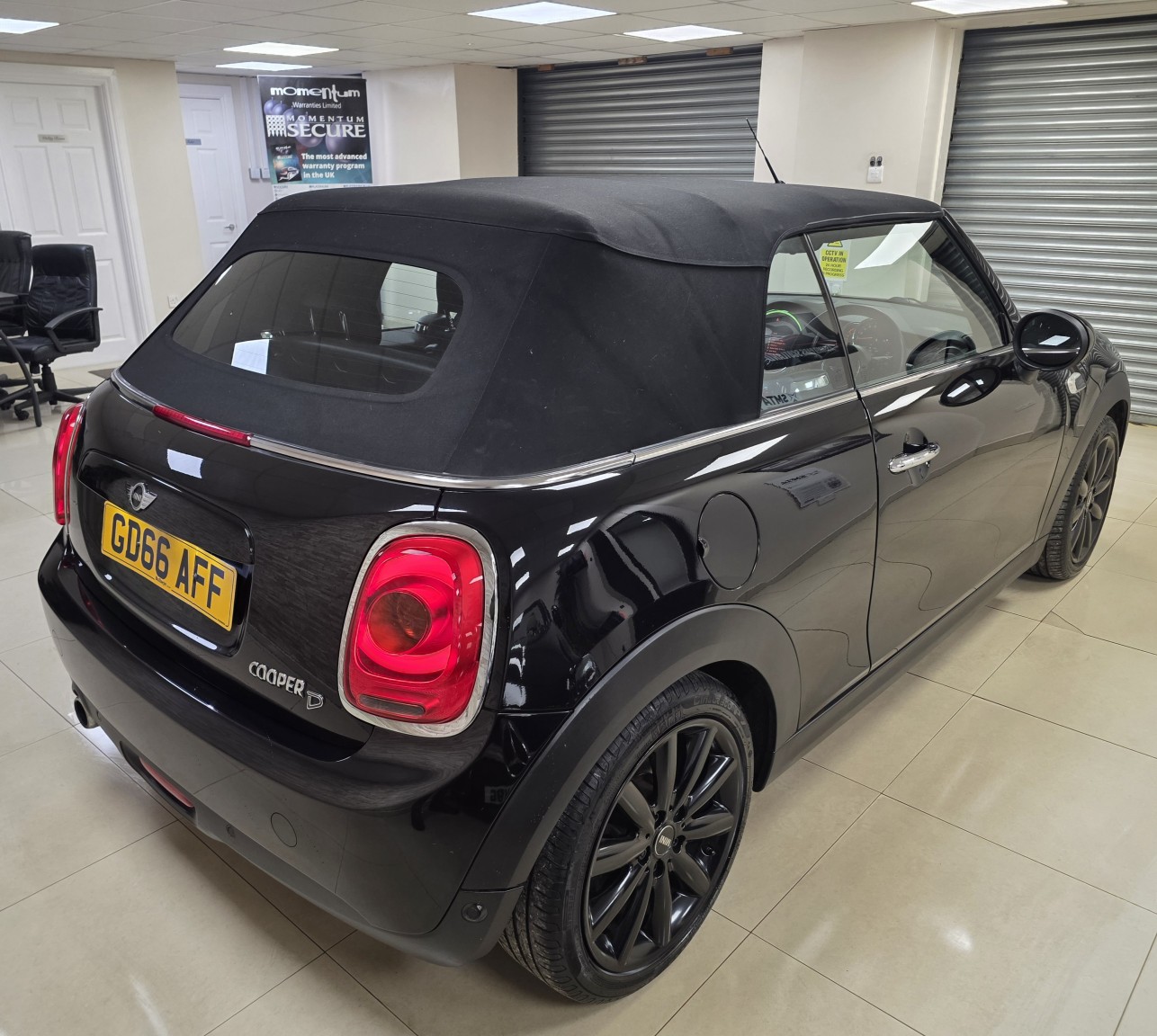 Used MINI Convertible 2016 for sale - 77494760: Photo 3