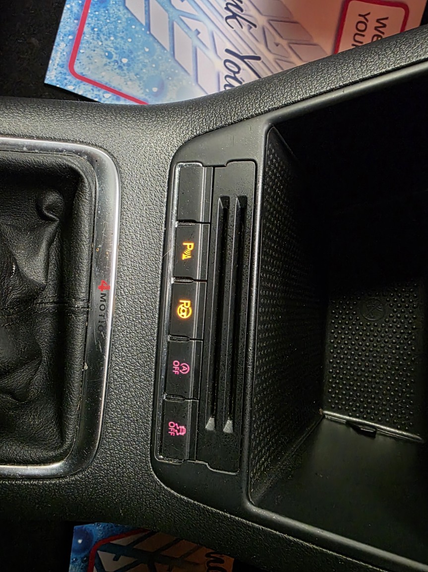 Used Volkswagen Tiguan 2014 for sale - 77357411: Photo 11