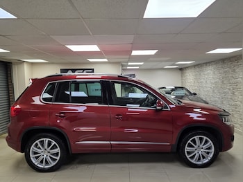 Used Volkswagen Tiguan 2014 for sale - 77357411: Photo