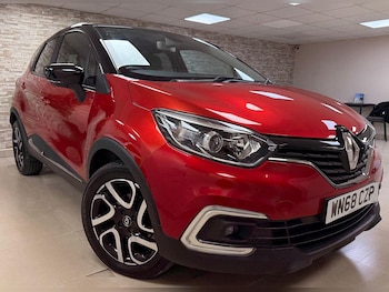 Used Renault Captur 2018 for sale - 76407503: Photo