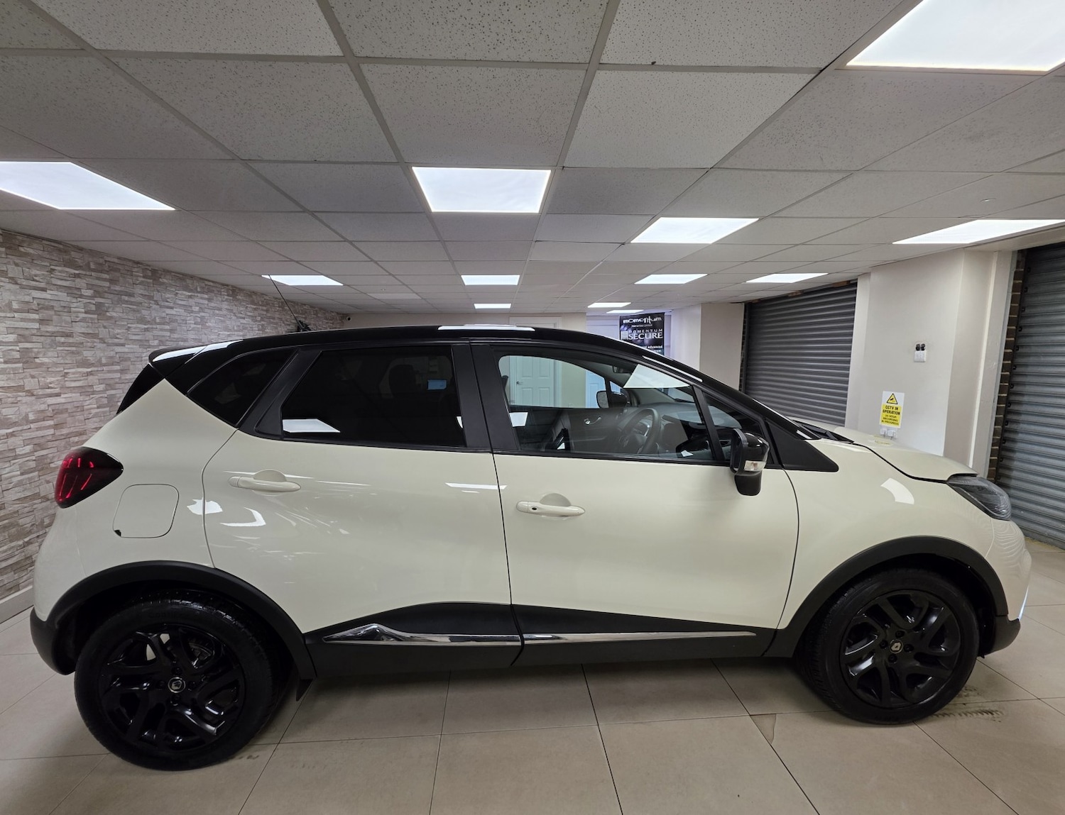 Used Renault Captur 2018 for sale - 77303705: Photo 16