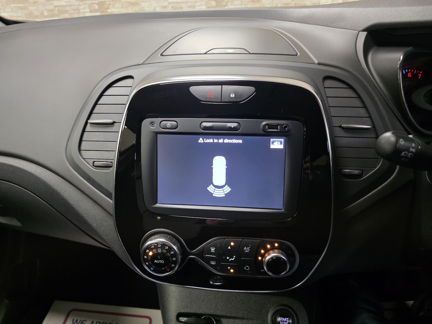 Used Renault Captur 2019 for sale - 77836883: Photo 18