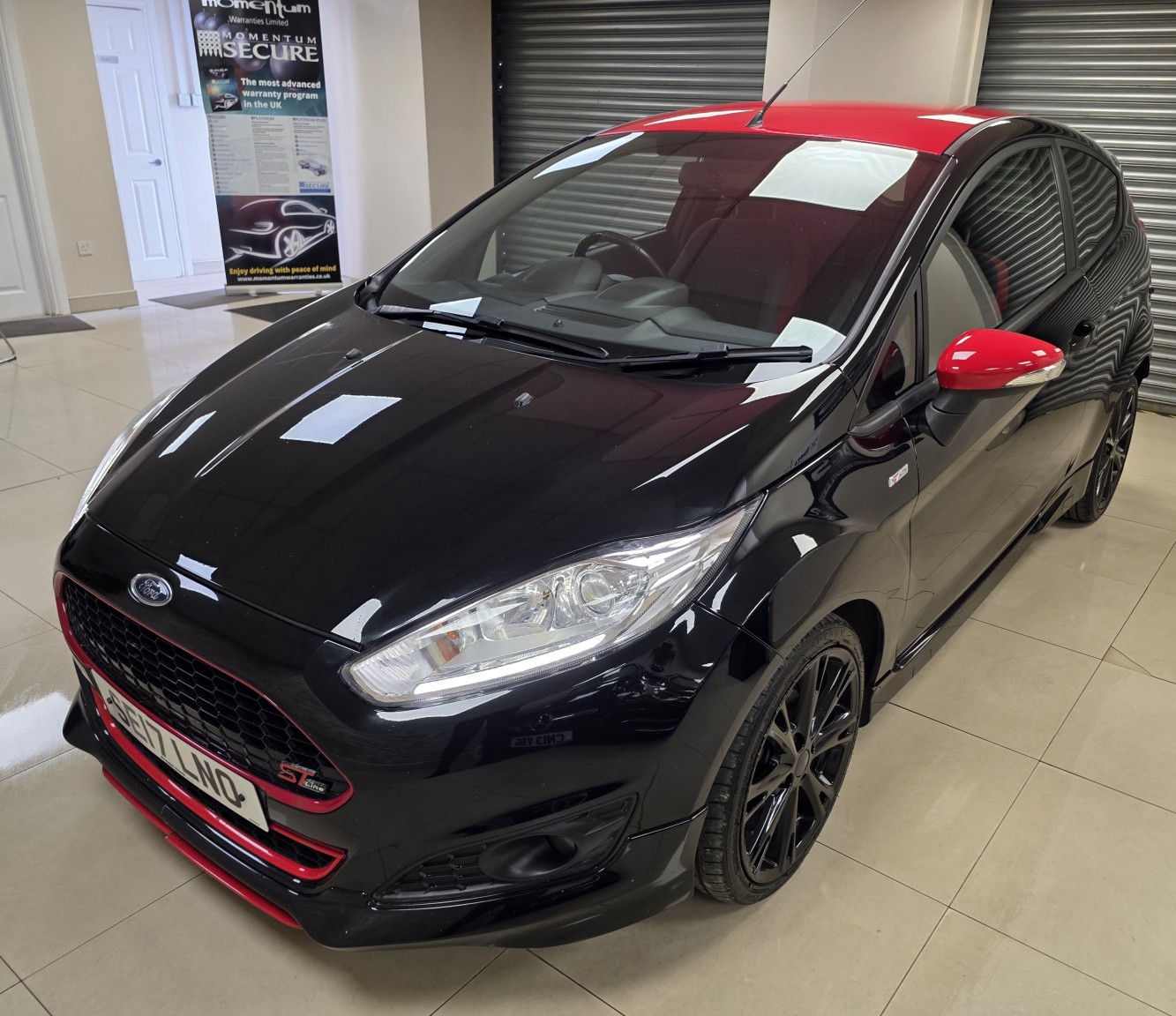 Used Ford Fiesta 2017 for sale - 78168839: Photo 2