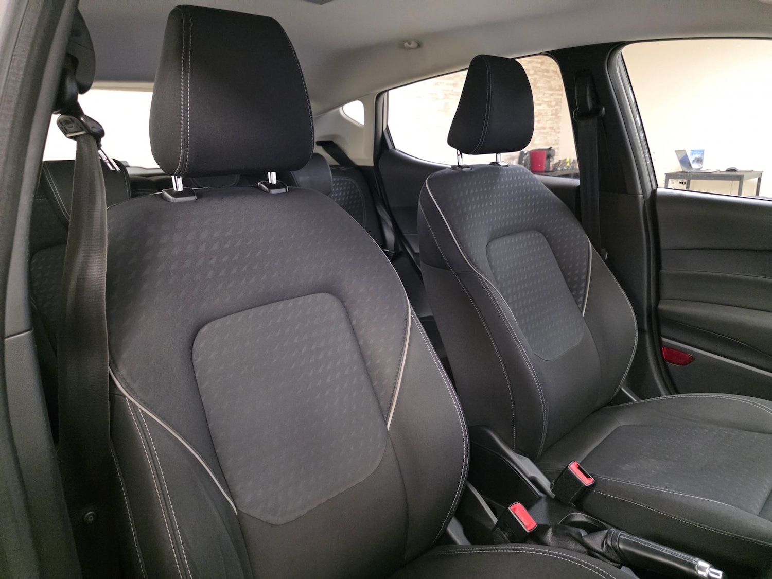 Used Ford Fiesta 2018 for sale - 76784944: Photo 17