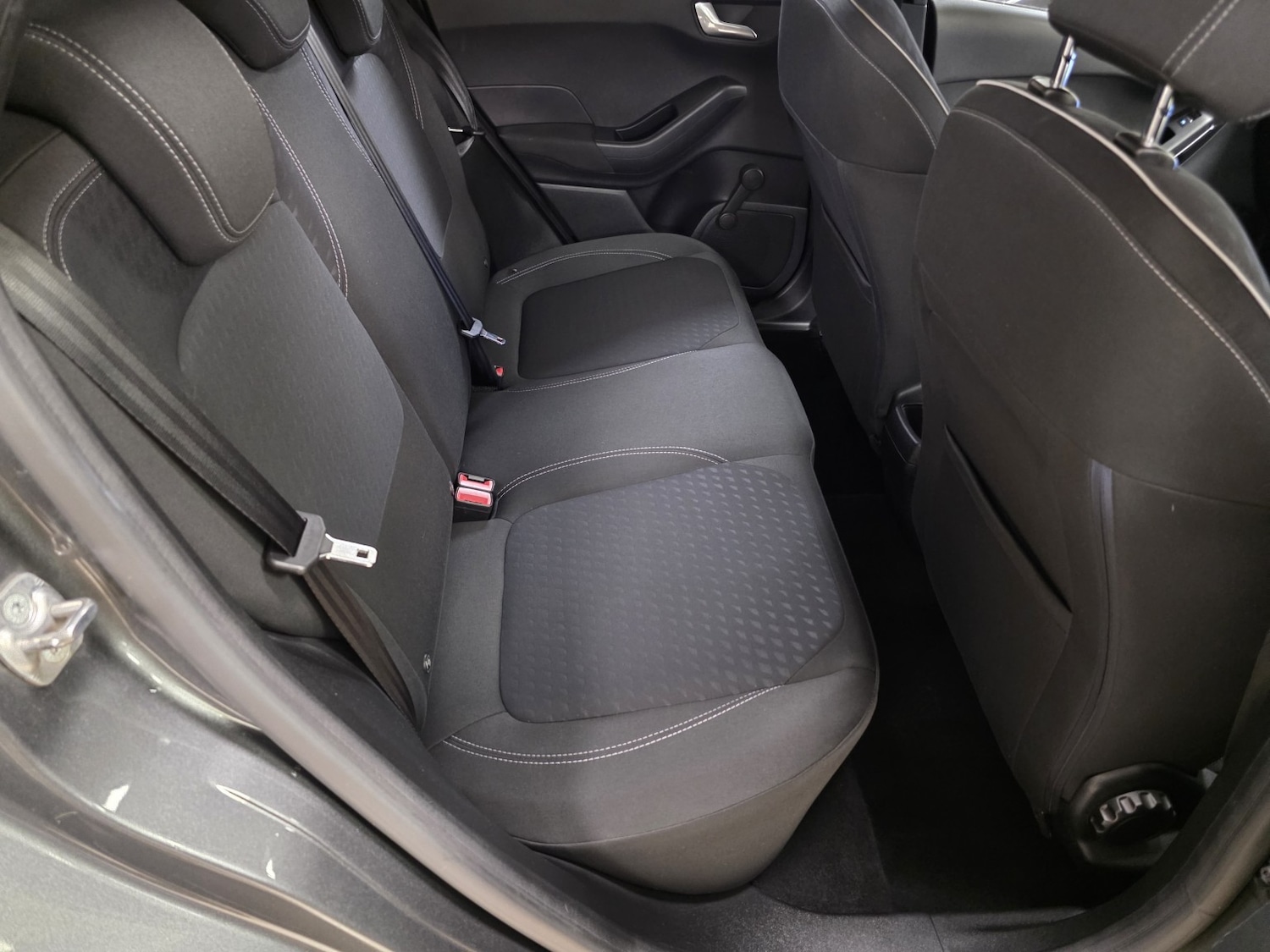 Used Ford Fiesta 2018 for sale - 76784944: Photo 18