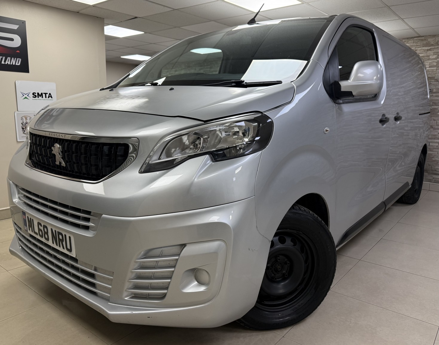 Used Peugeot Expert 2018 for sale - 76643442: Photo 2
