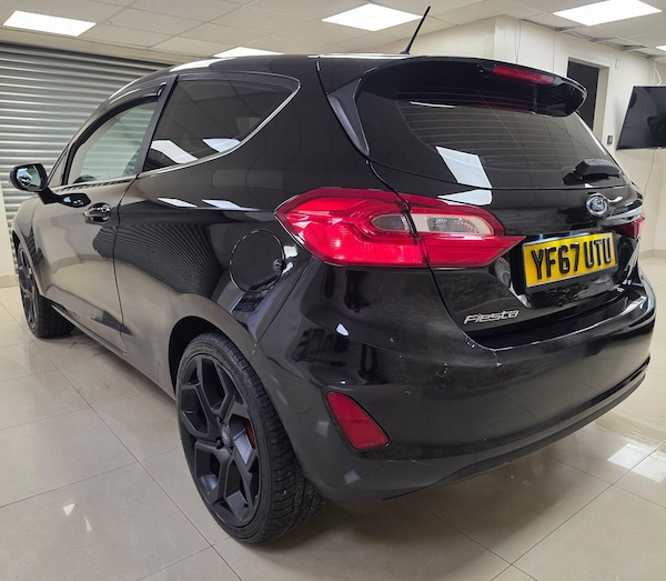 Used Ford Fiesta 2017 for sale - 76246134: Photo 4