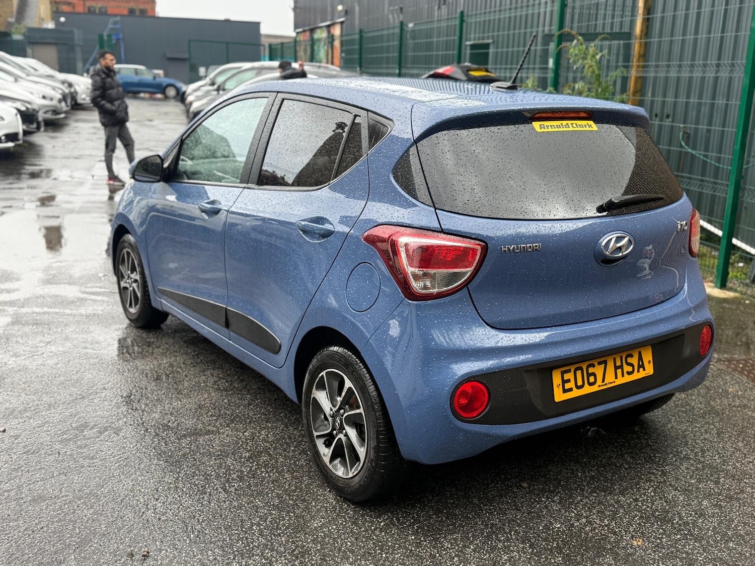 Used Hyundai i10 2017 for sale - 76863513: Photo 11