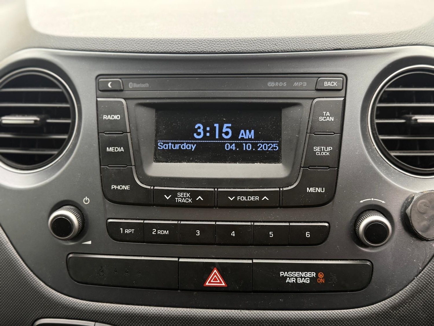 Used Hyundai i10 2017 for sale - 76863513: Photo 16