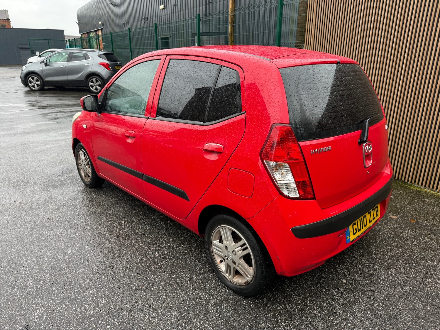 Used Hyundai i10 2010 for sale - 76950906: Photo 3