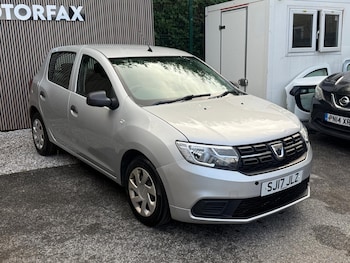 Used Dacia Sandero 2017 for sale - 79284161: Photo