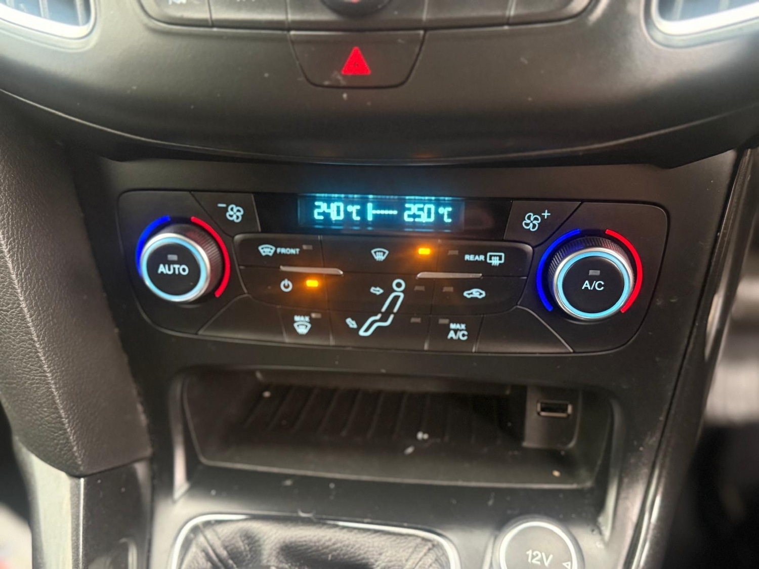 Used Ford Focus 2018 for sale - 78057308: Photo 16