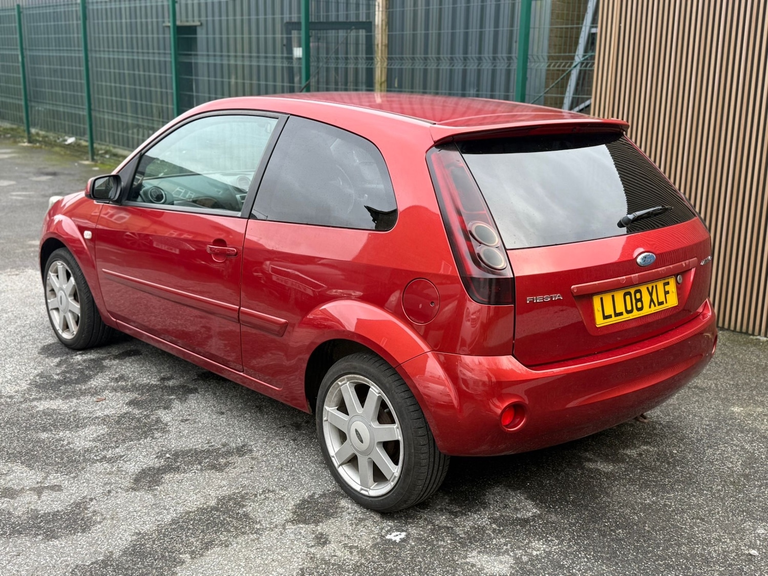 Used Ford Fiesta 2008 for sale - 77778878: Photo 4