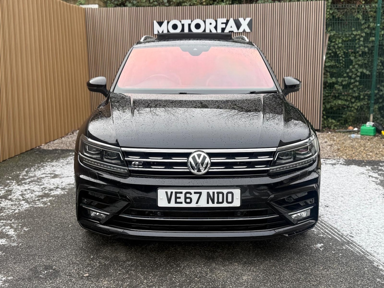 Used Volkswagen Tiguan 2017 for sale - 77140880: Photo 2