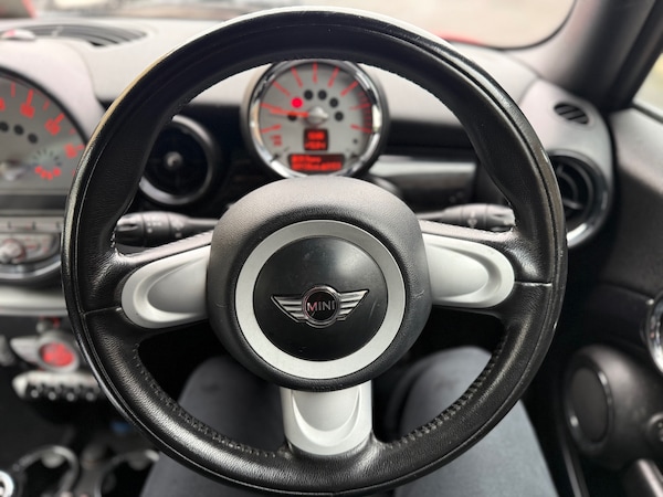 Used MINI Convertible 2010 for sale - 76332391: Photo 12