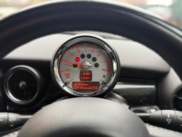 Used MINI Convertible 2010 for sale - 76332391: Photo 20