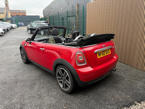 Used MINI Convertible 2010 for sale - 76332391: Photo 4