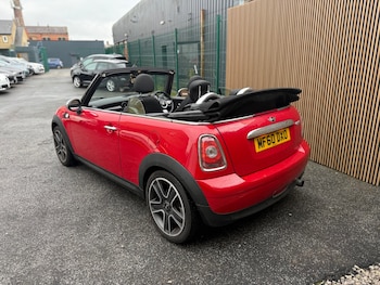 Used MINI Convertible 2010 for sale - 76332391: Photo 4