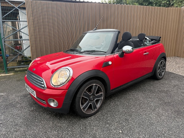 Used MINI Convertible 2010 for sale - 76332391: Photo 9