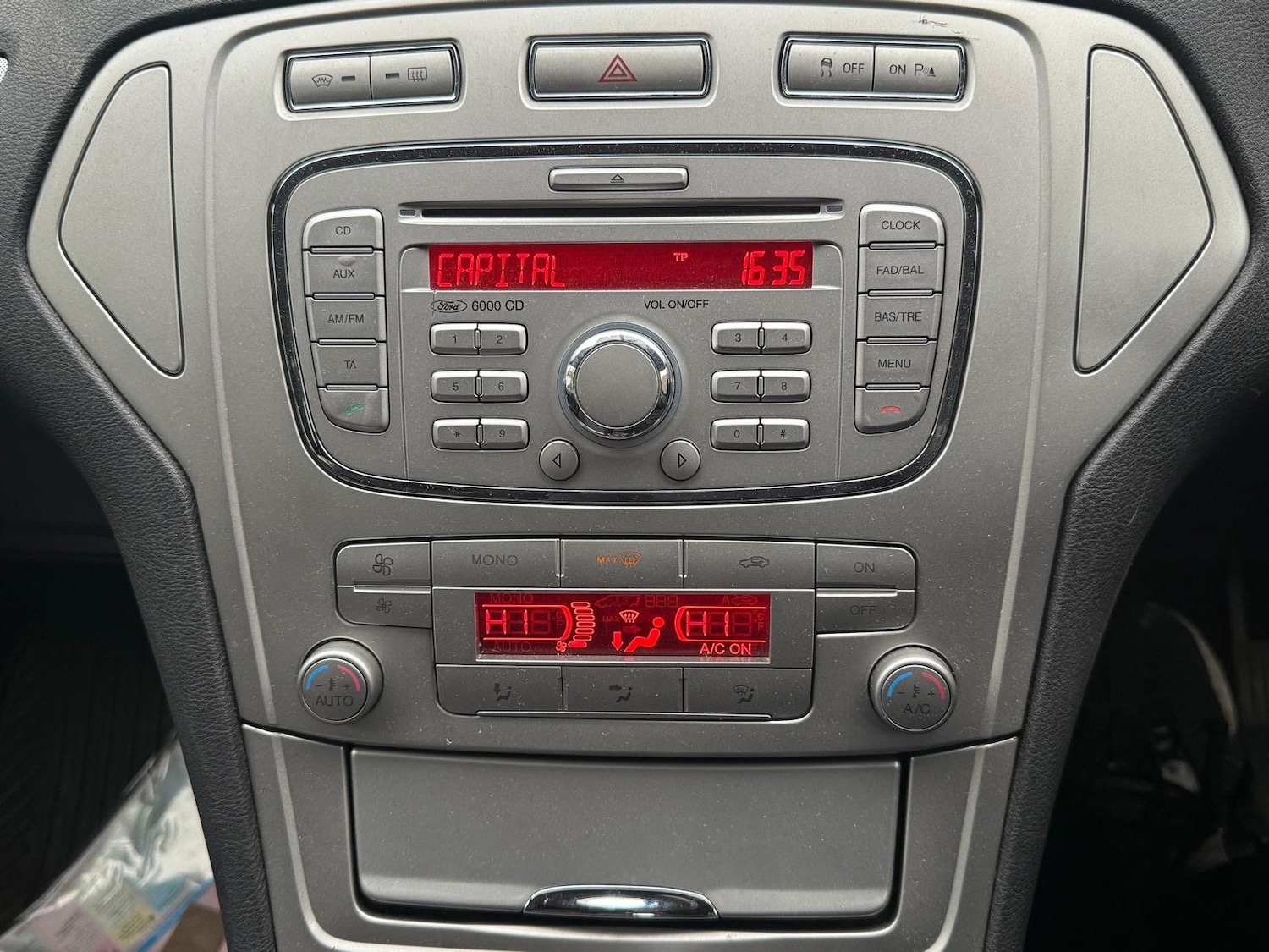 Used Ford Mondeo 2008 for sale - 76497122: Photo 21