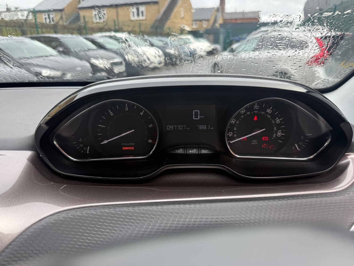 Used Peugeot 2008 2013 for sale - 77681589: Photo 17