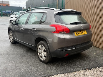 Used Peugeot 2008 2013 for sale - 77681589: Photo