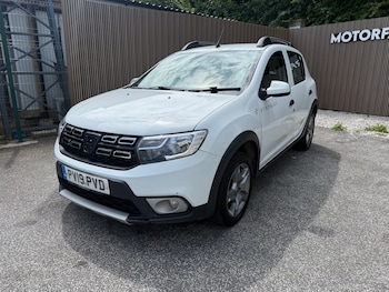 Used Dacia Sandero Stepway 2019 for sale - 79101928: Photo