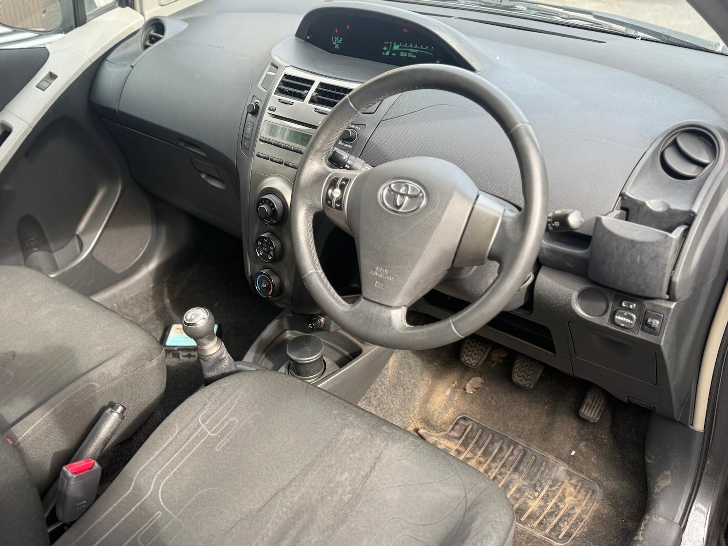 Used Toyota Yaris 2009 for sale - 76504534: Photo 10